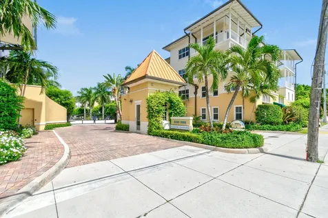 3940 N Flagler Drive West Palm Beach FL 33407