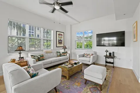 3940 N Flagler Drive West Palm Beach FL 33407