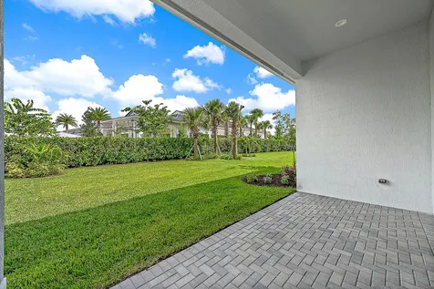 10151 Driftwood Way Palm Beach Gardens FL 33412
