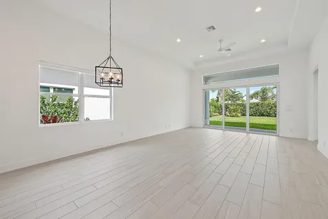 10151 Driftwood Way Palm Beach Gardens FL 33412
