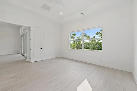 10151 Driftwood Way Palm Beach Gardens FL 33412