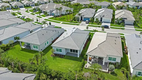 10151 Driftwood Way Palm Beach Gardens FL 33412