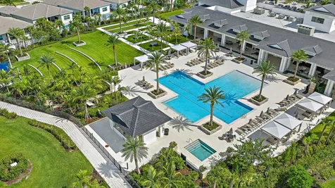 10151 Driftwood Way Palm Beach Gardens FL 33412