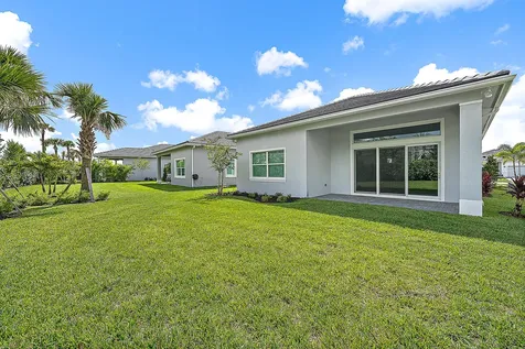 10151 Driftwood Way Palm Beach Gardens FL 33412