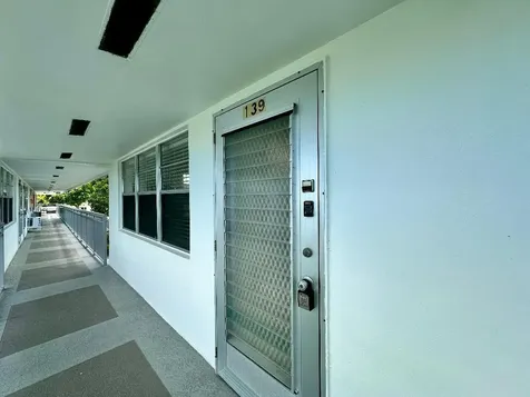 139 Sheffield F West Palm Beach FL 33417