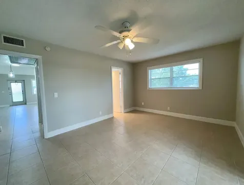 139 Sheffield F West Palm Beach FL 33417