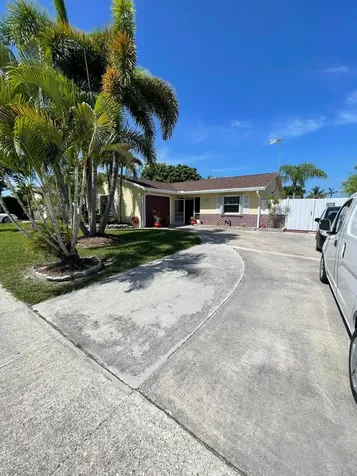 1063 Concert Way Royal Palm Beach FL 33411