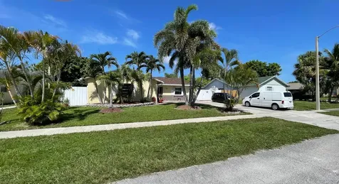 1063 Concert Way Royal Palm Beach FL 33411