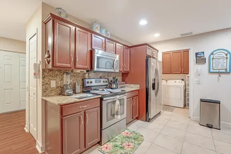 32 Oro Grande Way Port Saint Lucie FL 34952