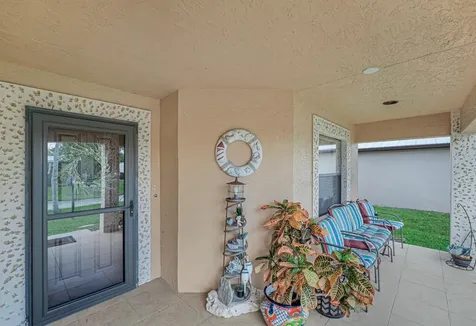 32 Oro Grande Way Port Saint Lucie FL 34952