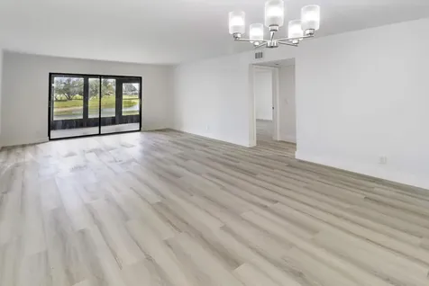 7270 Ashford Place Delray Beach FL 33446