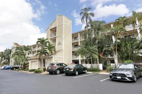 7270 Ashford Place Delray Beach FL 33446