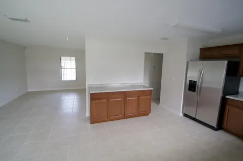 2256 Se East Dunbrooke Circle Port Saint Lucie FL 34952