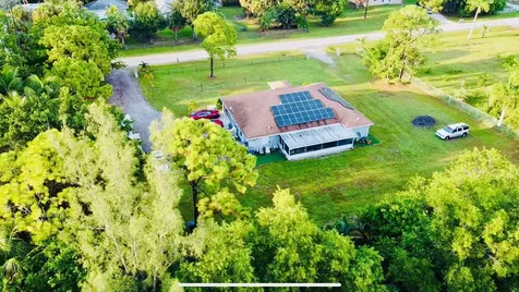 15854 92nd Court The Acreage FL 33412