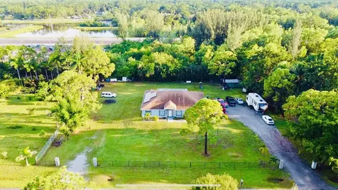 15854 92nd Court The Acreage FL 33412