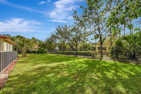 8123 Woodslanding Trail West Palm Beach FL 33411