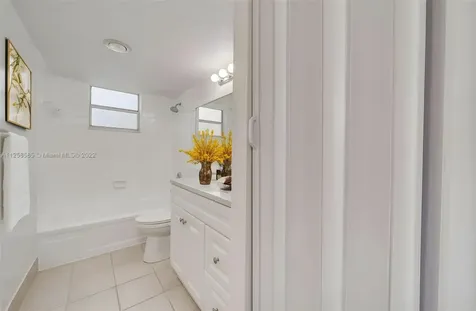 404 Nw 68th Avenue Plantation FL 33317