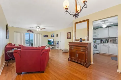 225 Bonnie Boulevard Palm Springs FL 33461