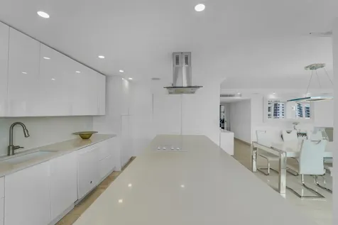 2800 E Sunrise Boulevard Fort Lauderdale FL 33304