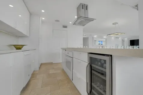 2800 E Sunrise Boulevard Fort Lauderdale FL 33304