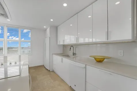2800 E Sunrise Boulevard Fort Lauderdale FL 33304
