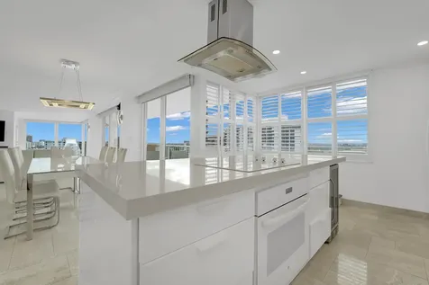 2800 E Sunrise Boulevard Fort Lauderdale FL 33304
