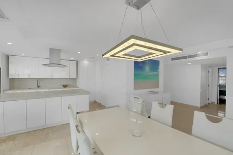 2800 E Sunrise Boulevard Fort Lauderdale FL 33304
