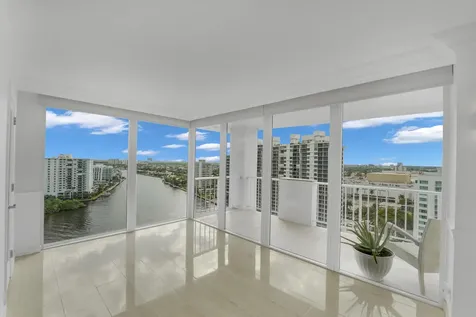2800 E Sunrise Boulevard Fort Lauderdale FL 33304