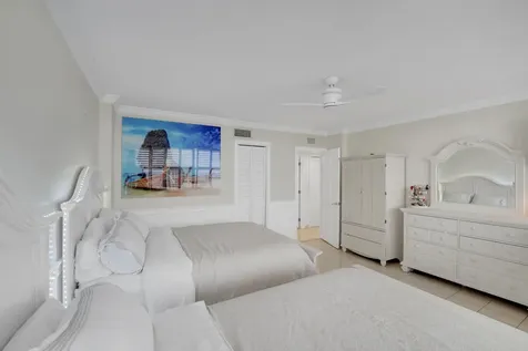 2800 E Sunrise Boulevard Fort Lauderdale FL 33304