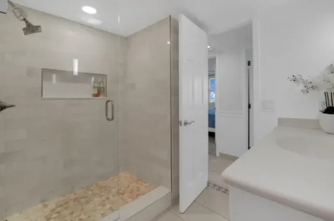 2800 E Sunrise Boulevard Fort Lauderdale FL 33304