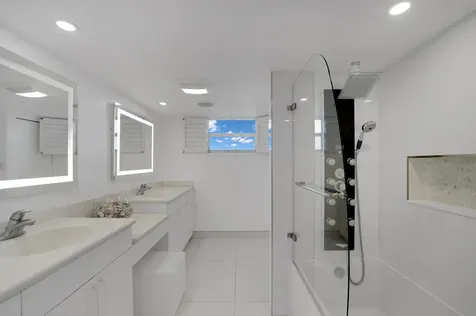 2800 E Sunrise Boulevard Fort Lauderdale FL 33304