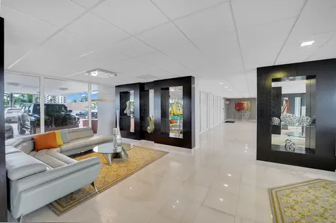 2800 E Sunrise Boulevard Fort Lauderdale FL 33304