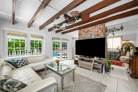 1290 Ne 4th Avenue Boca Raton FL 33432