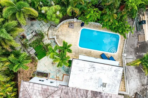 1290 Ne 4th Avenue Boca Raton FL 33432