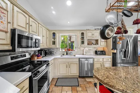 1290 Ne 4th Avenue Boca Raton FL 33432