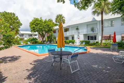 418 S Cypress Road Pompano Beach FL 33060