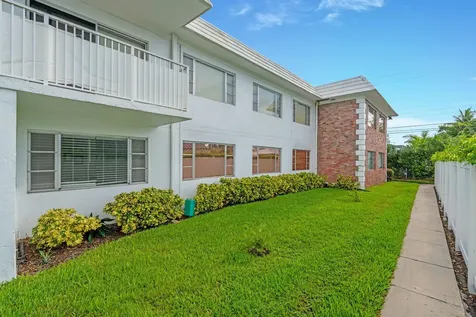 418 S Cypress Road Pompano Beach FL 33060