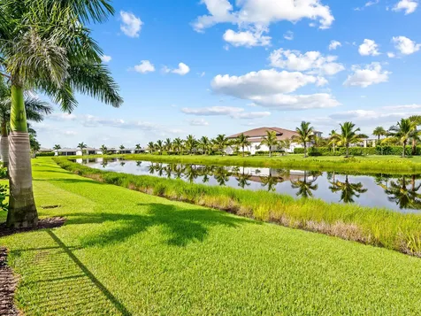 11335 Virginia Pine Court Boynton Beach FL 33473