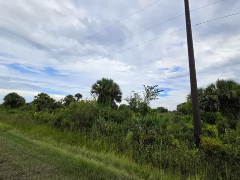 21018 NW 278th Street Okeechobee FL 34972