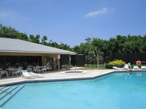 522 Trace Circle Deerfield Beach FL 33441