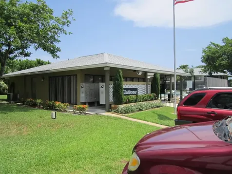 522 Trace Circle Deerfield Beach FL 33441