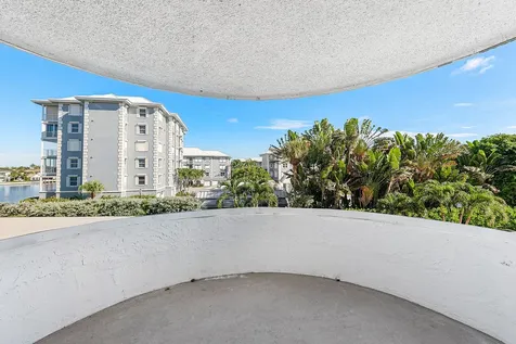 2200 S Ocean Boulevard Delray Beach FL 33483