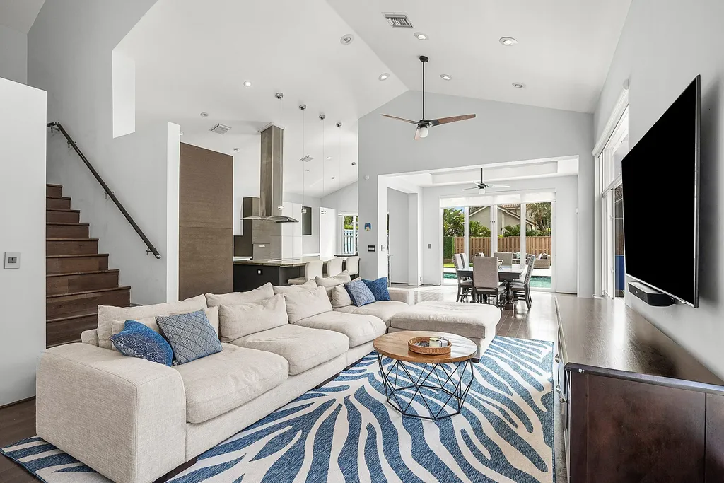 6638 Nw 27th Avenue Boca Raton FL 33496