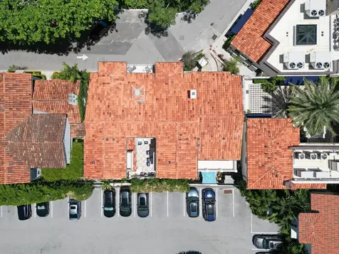 236 Phipps Plaza Palm Beach FL 33480