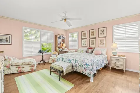 241 Via Linda Palm Beach FL 33480