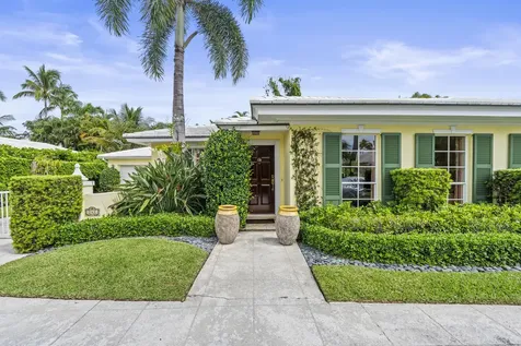 241 Via Linda Palm Beach FL 33480