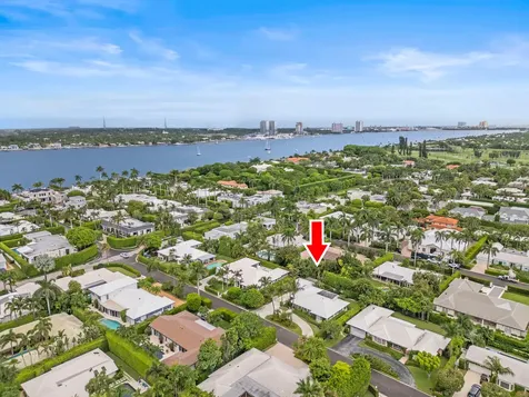 241 Via Linda Palm Beach FL 33480