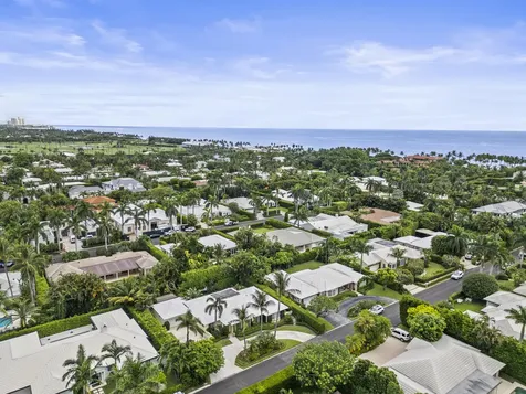 241 Via Linda Palm Beach FL 33480