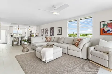 920 Dogwood Drive Delray Beach FL 33483