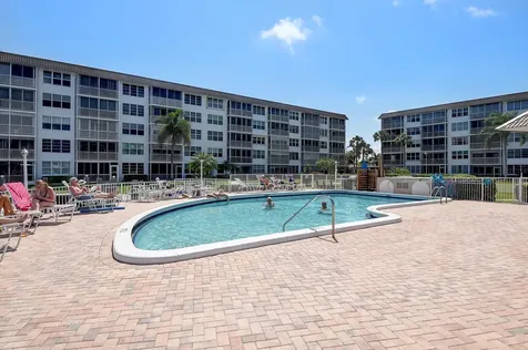 920 Dogwood Drive Delray Beach FL 33483
